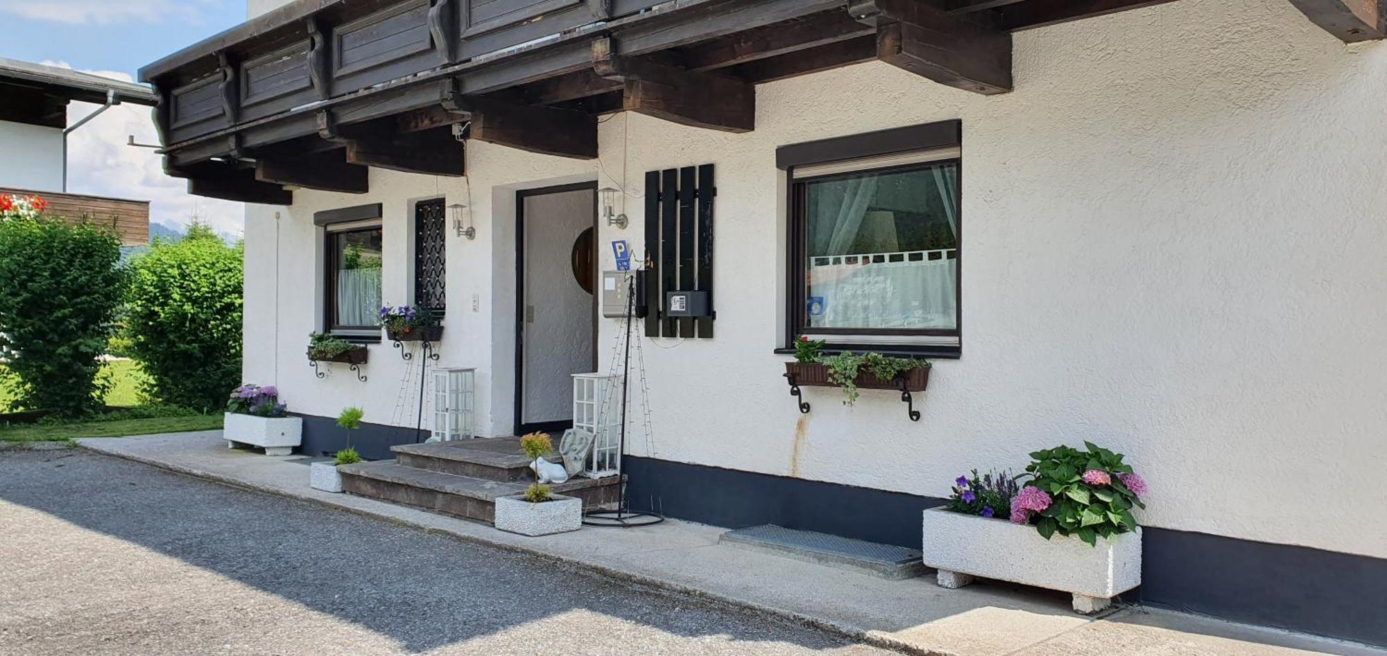Mountain Motel Лойташ Екстер'єр фото